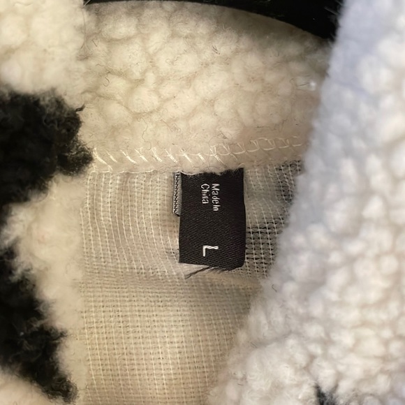 Cropped Half Zip - Picture 5 of 5